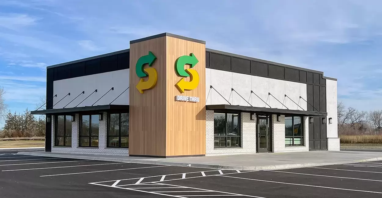 Large Projet Image: 2,240 sq. ft. Restaurant 